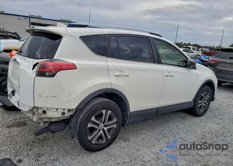2017 Toyota Rav4 Le z USA, uszkodzony, nr VIN JTMZFREV6HJ112385